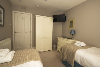 St Andrews Self-Catering Holiday Accommodation - St Andrews Vacation Rental Holiday Accommodation - 1 Links Crescent & 3 Links Crescent - Swilken View