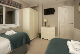 St Andrews Self-Catering Holiday Accommodation - St Andrews Vacation Rental Holiday Accommodation - 1 Links Crescent & 3 Links Crescent - Swilken View
